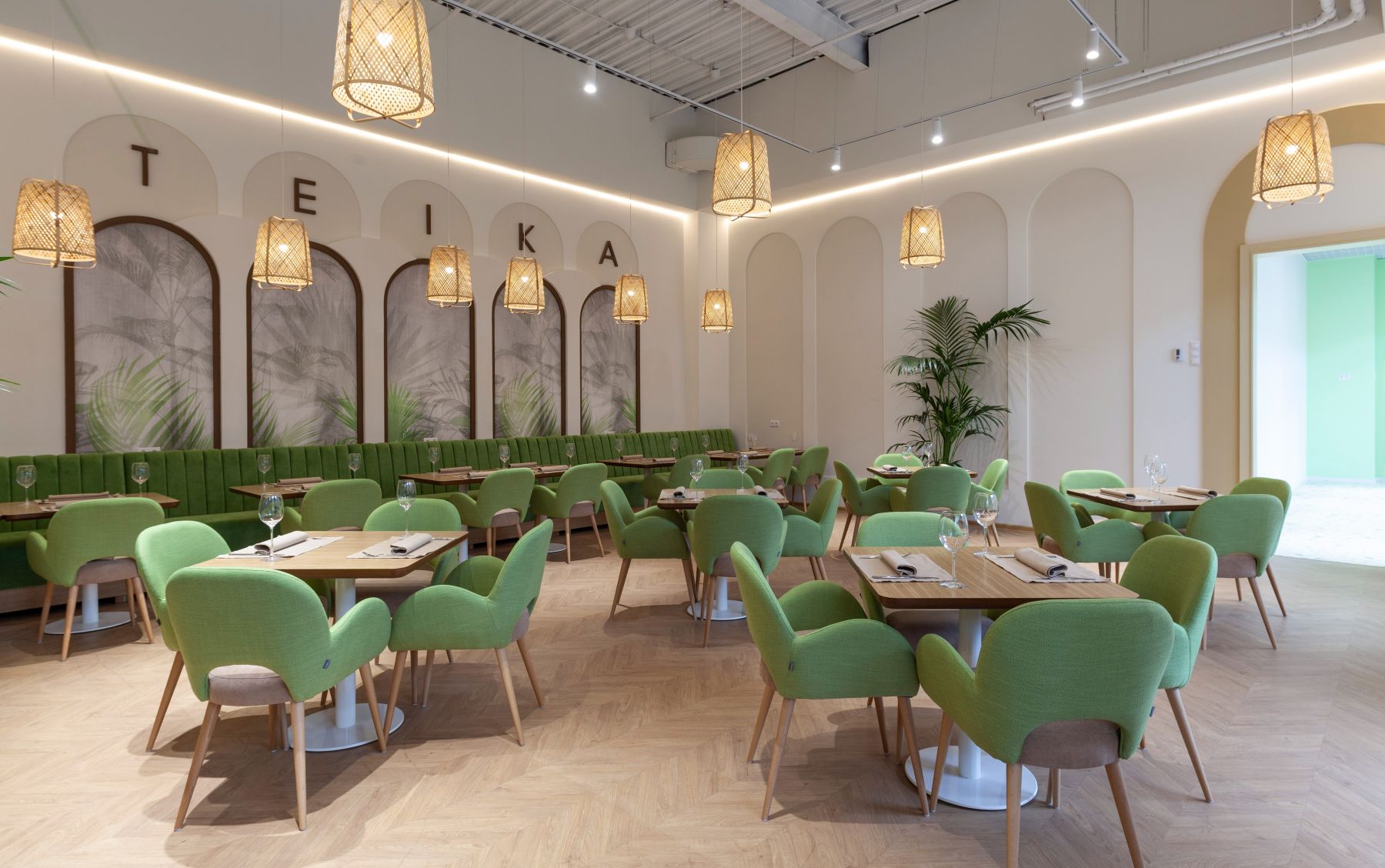 Банкетный зал TeikaBoom с игровой зоной в Крокус Сити Молл