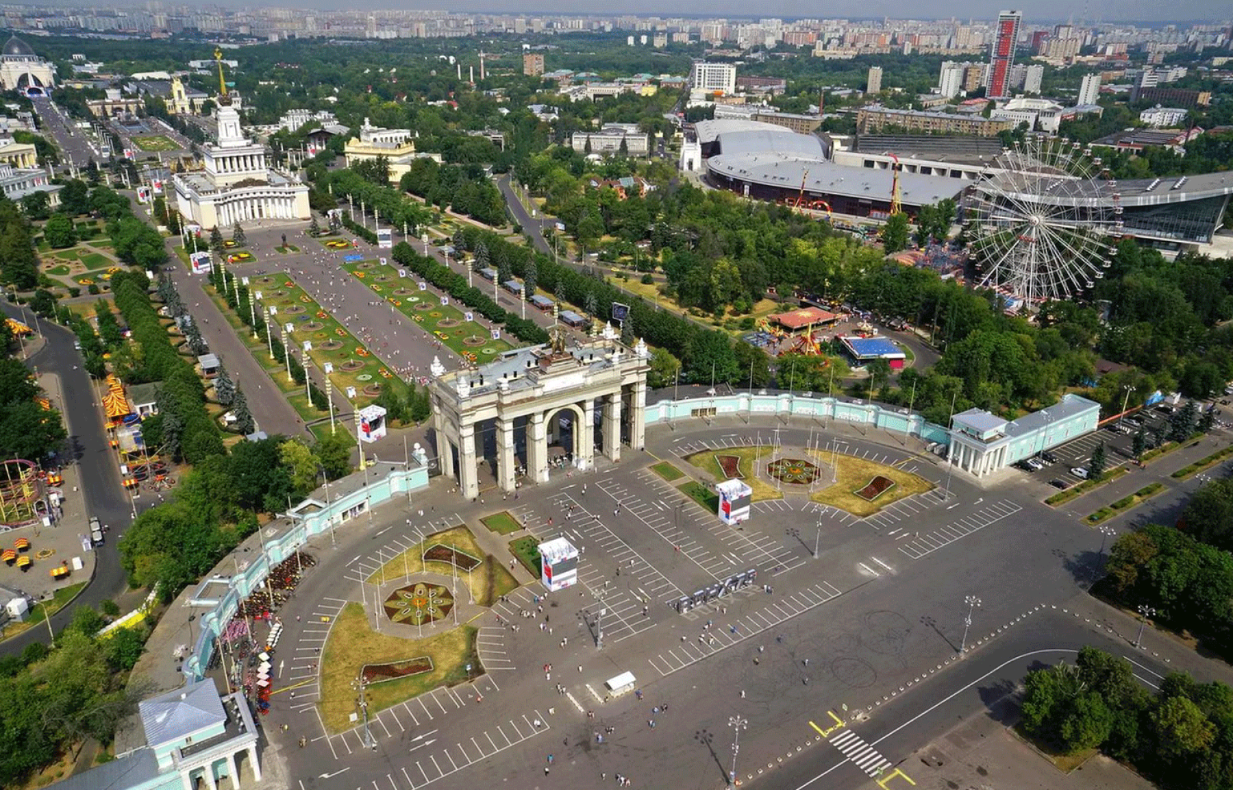 Просторная площадка для корпоративов и праздников