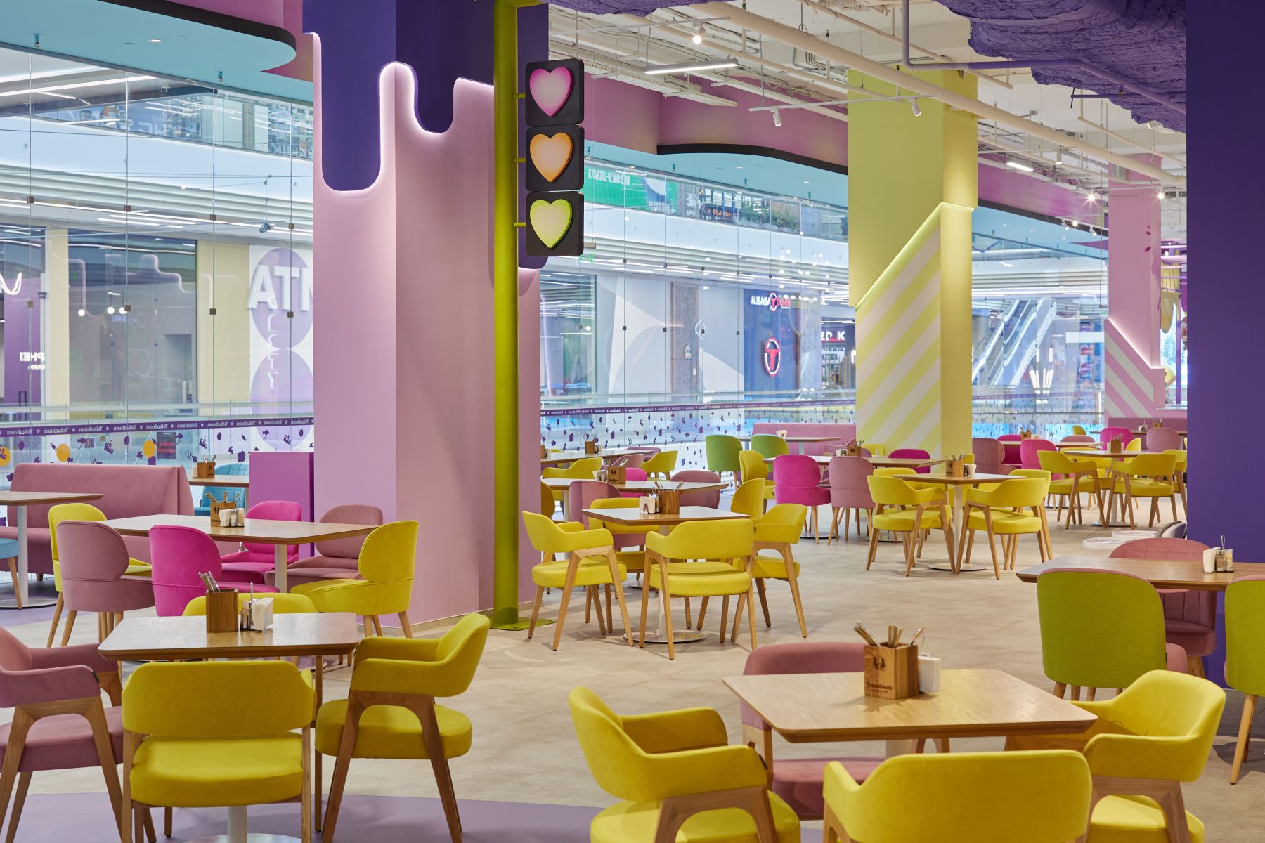 Красочная атмосфера TeikaBoom