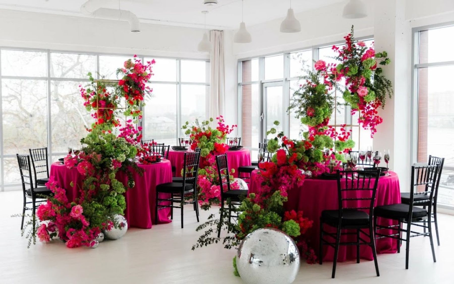 Комфортные условия для праздников в лофте Воздух