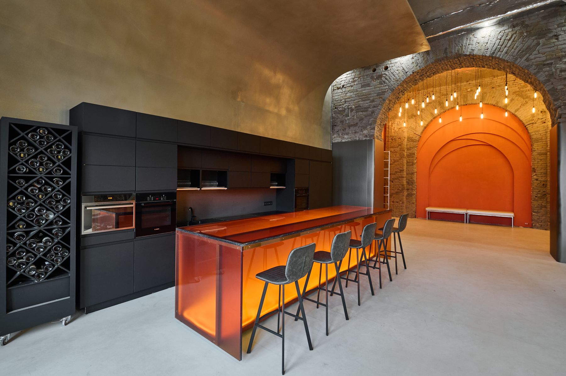 Современный интерьер лофта для мероприятий