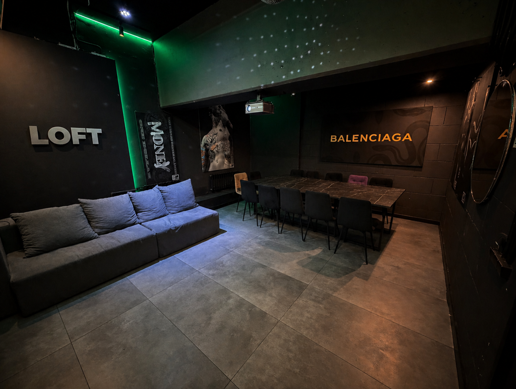 Неоновая подсветка в лофте MODern