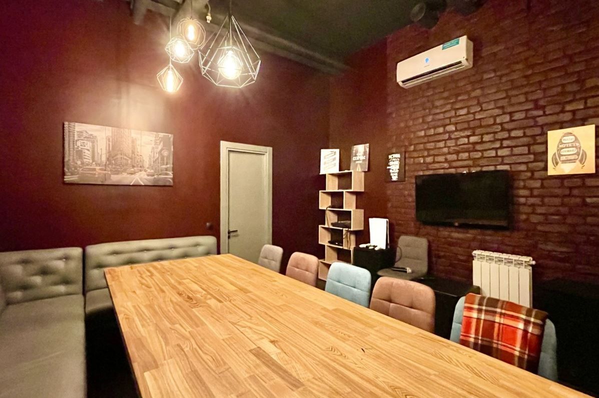 Фото площадки Зал Нью-Йорк — уютный зал с караоке для компании 16–20 гостей в районе Коломенское: изображение 4