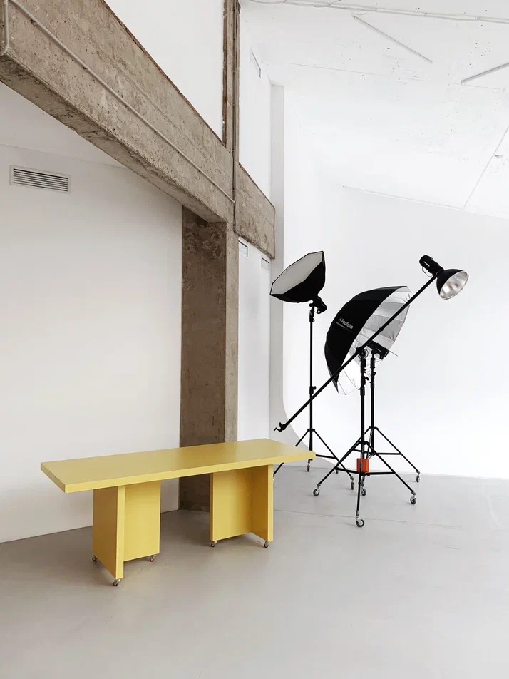 Фото площадки Просторный Зал 3 фотостудии Prostranstvo в стиле лофт с панорамными окнами: изображение 5