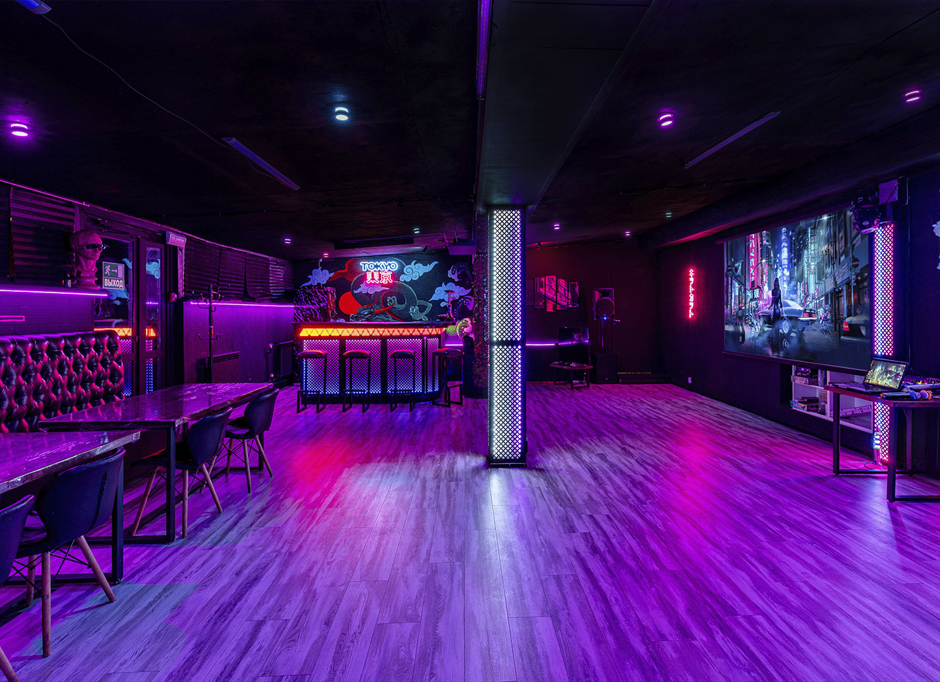 Фото площадки Японский киберпанк в лофте Tokyo Night Club с караоке и PS 5: главное