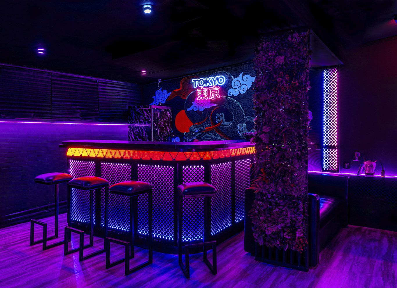Фото площадки Японский киберпанк в лофте Tokyo Night Club с караоке и PS 5: изображение 3